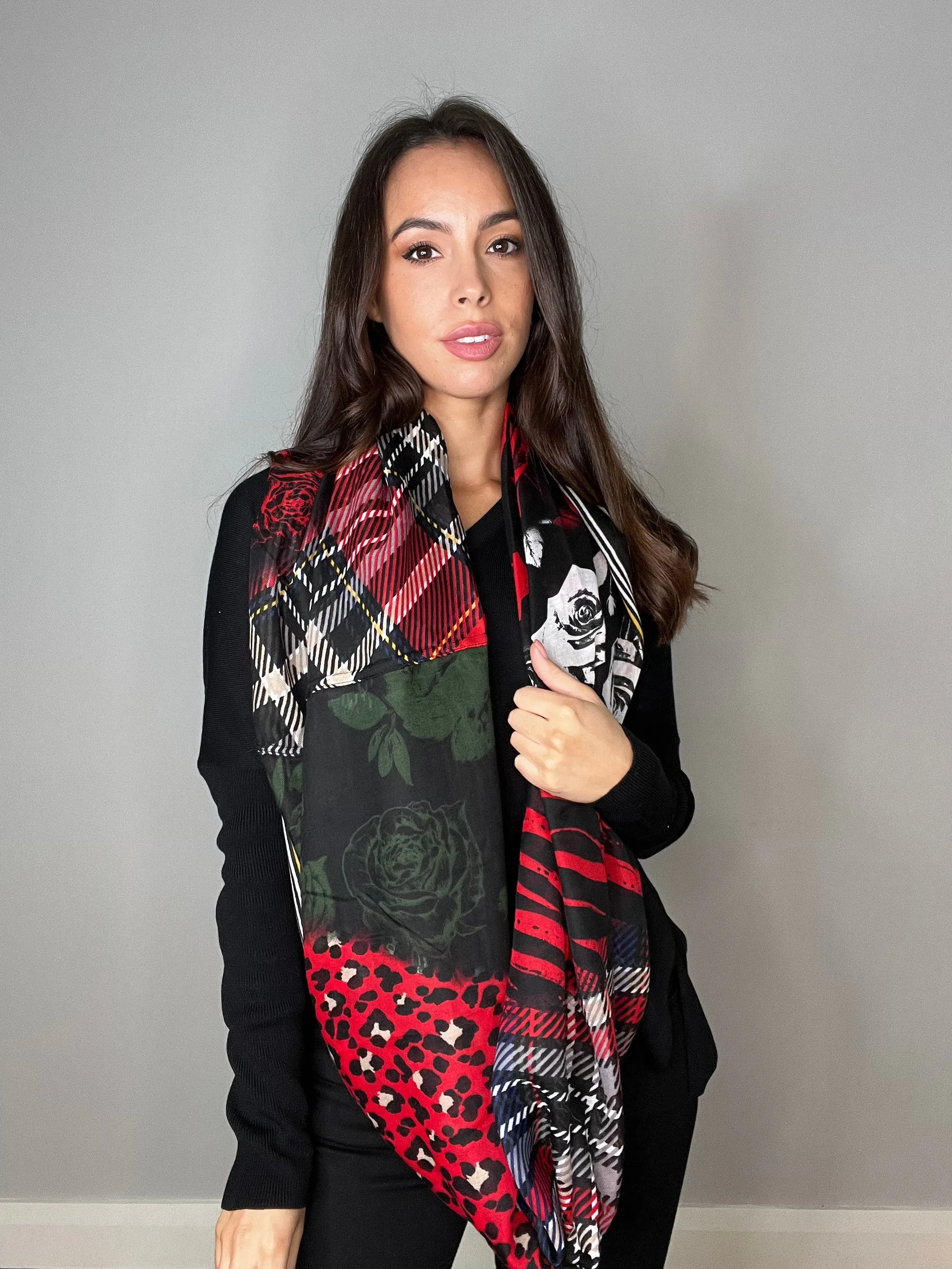 Codello Urban Punk Rose Check Printed Loop