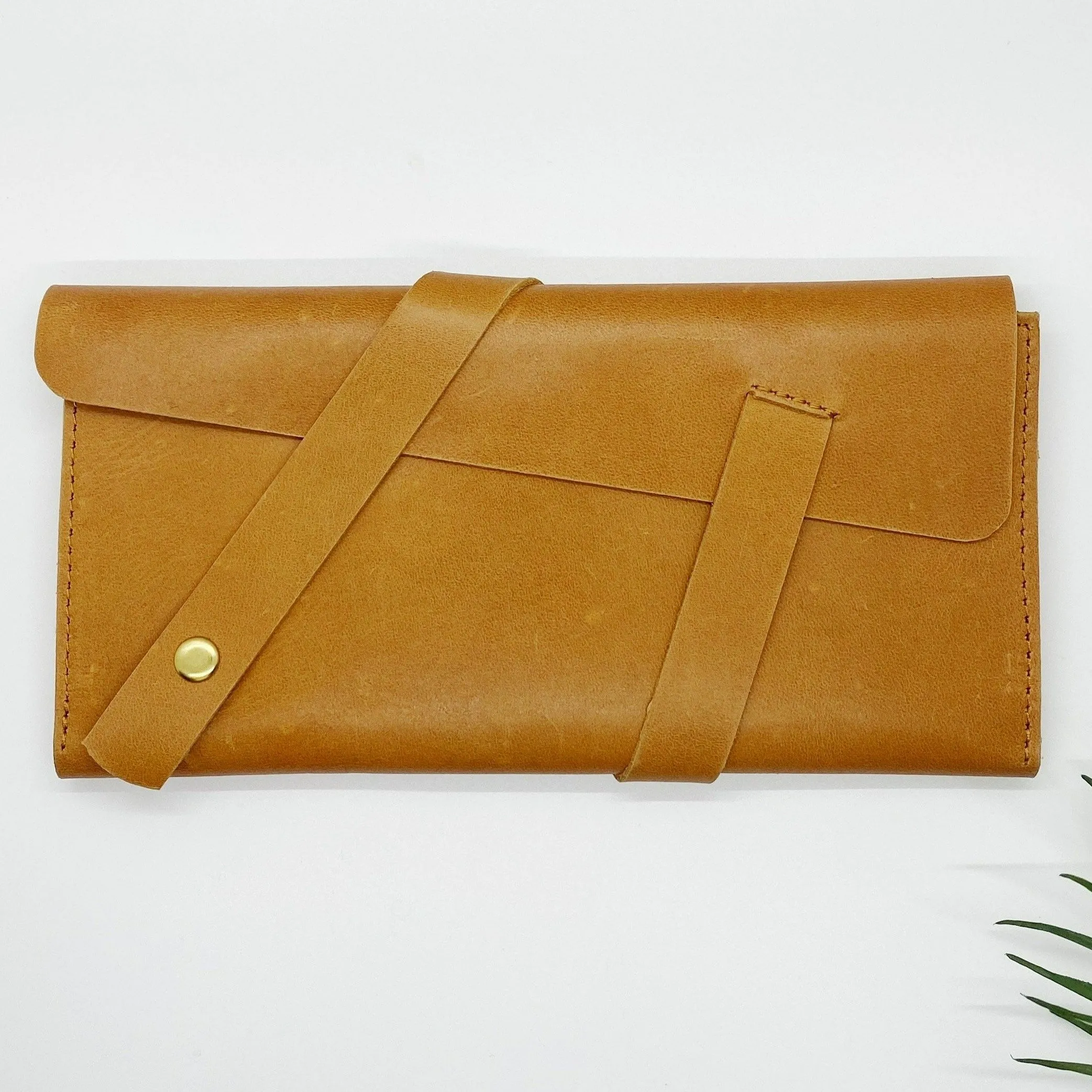 Enat wallet: Rust Brown