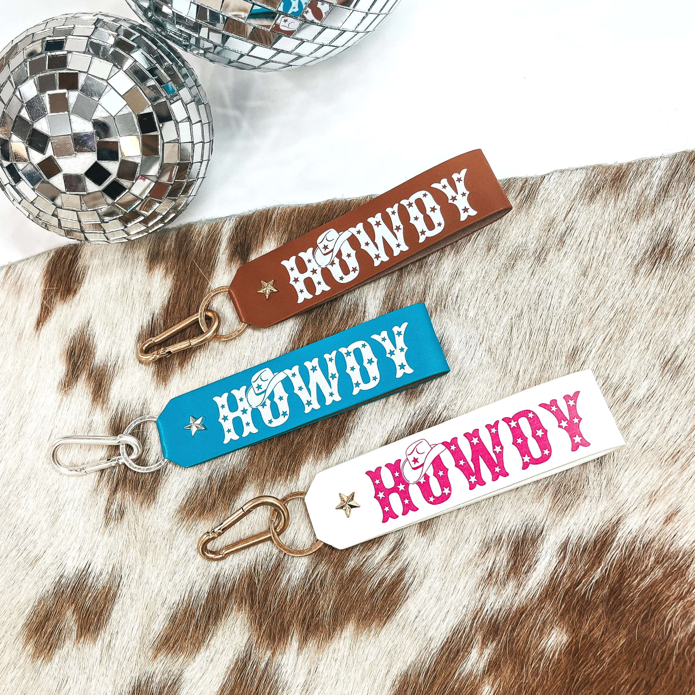 Howdy Star Print Faux Leather Keychain in Brown with Matte Gold Tone Key Ring